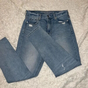 American Eagle size 4 Mom Jean with Distressing